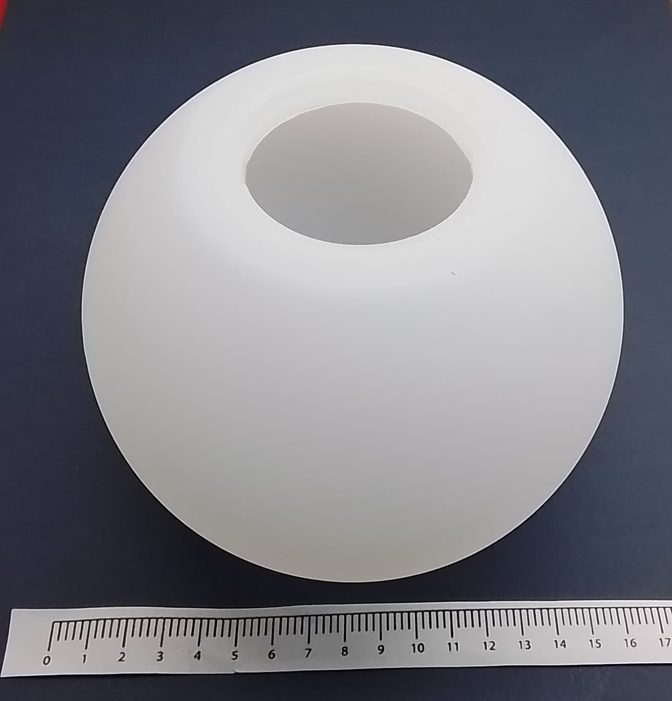 	 SUPER DRILLS WHITE PLASTIC BALL