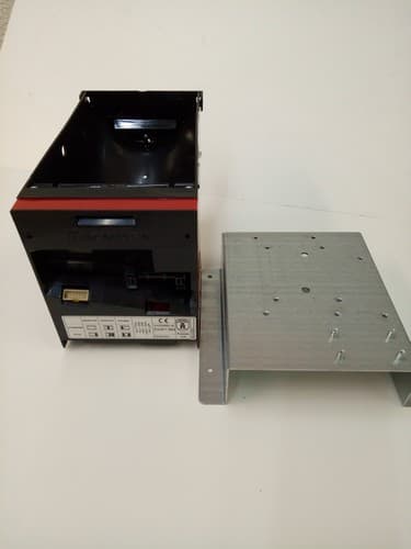 ALL THE MONEY HOPPER AZK.UII